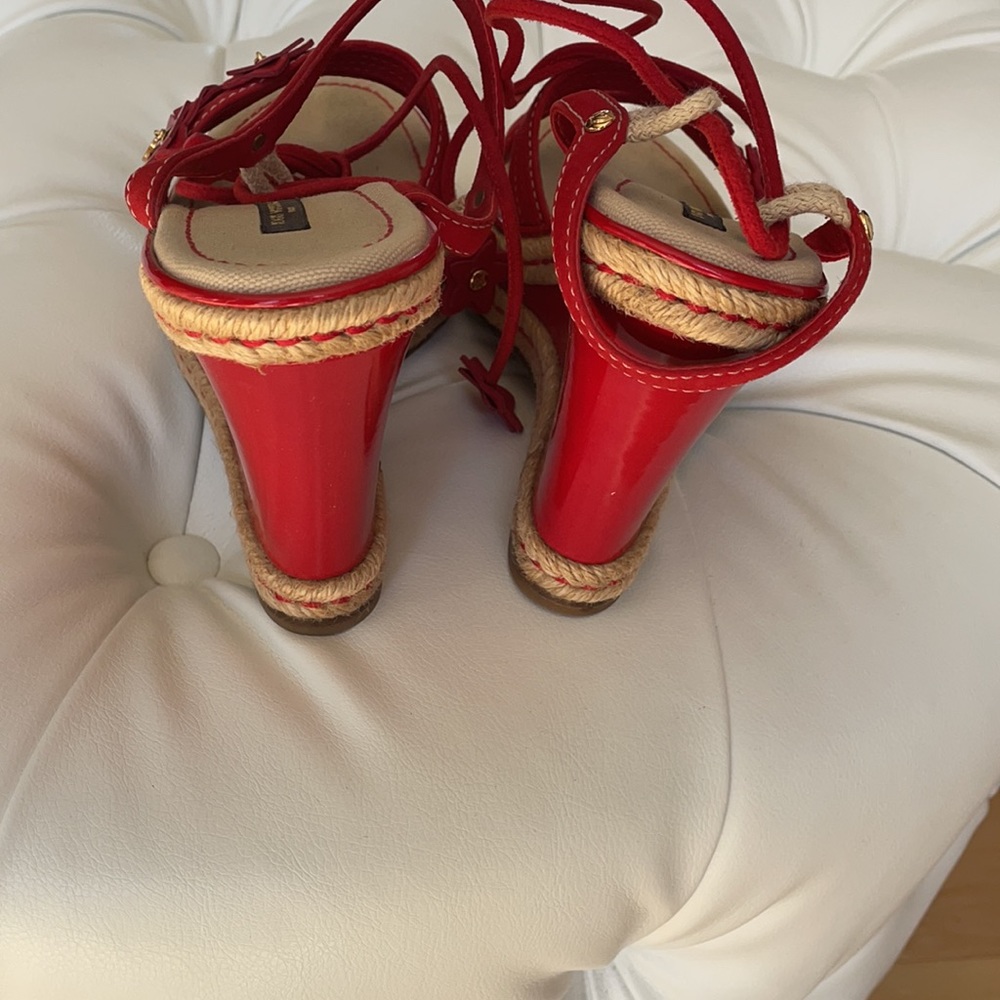Louis Vuitton Red Suede Espadrille Charm Wedges 39 - Picture 8 of 10